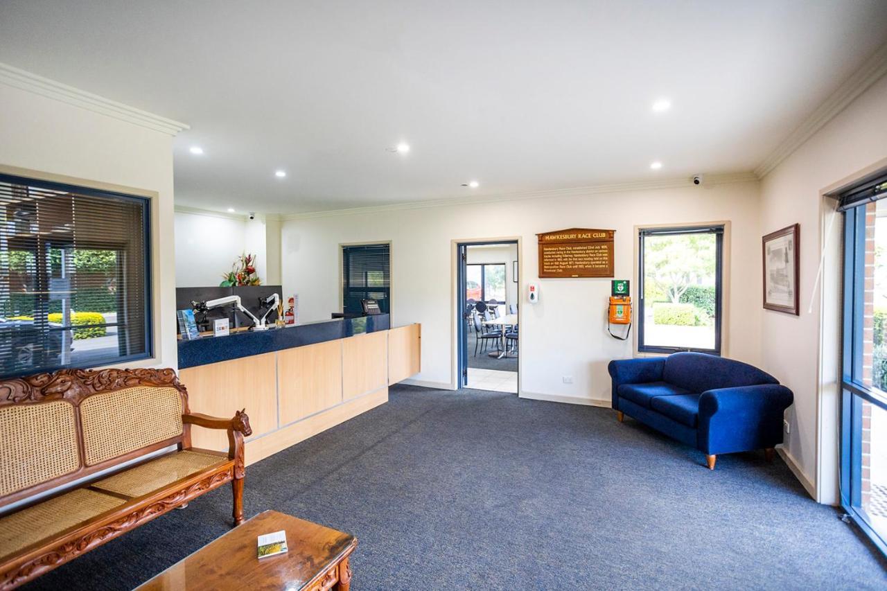 Hawkesbury Race Club 5*
