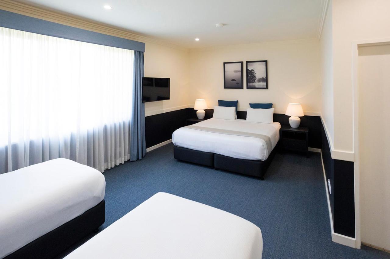 Hawkesbury Race Club 5*